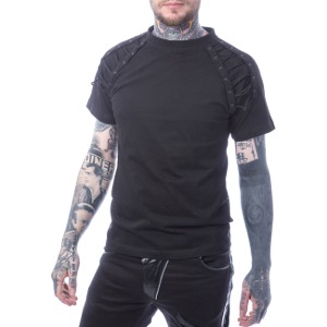 [케미컬블랙 by. INNOCENT CLOTHING] 캐이드 어깨 X루프 견장 블랙 반팔 티셔츠 (105, 110)